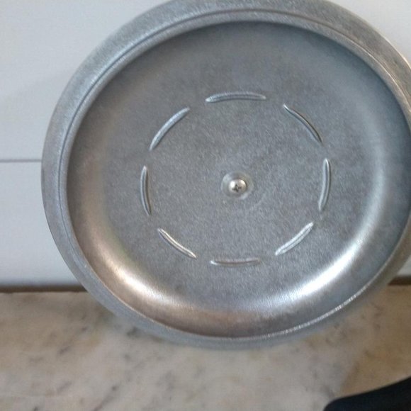 Vintage Club Cast Aluminum 1 Quart Saucepan and Lid, Speckled Grey Club Cooking - Picture 5 of 9